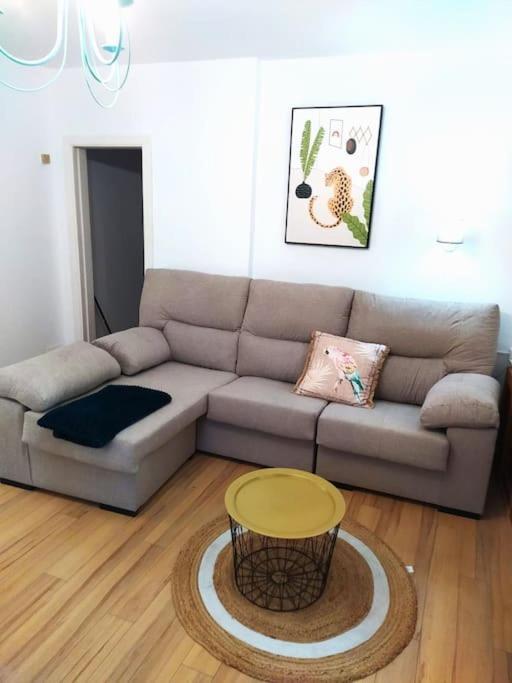 Apartamento La Torre Del Reloj Ponferrada Exterior foto